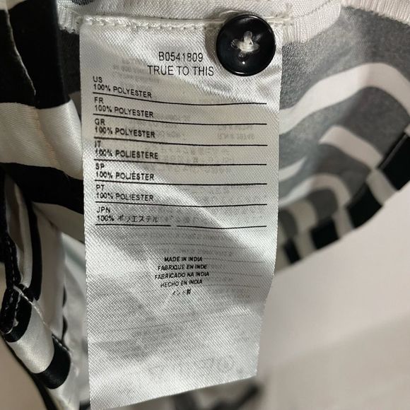 Volcom Stripped Button Down Blouse - Women’s 10 - Picture 7 of 8